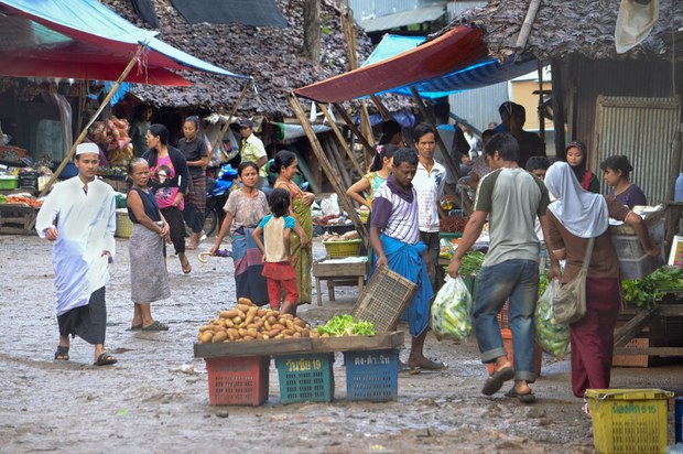 ไทยเตรียมให้สัญชาติแก่ประชาชน เกือบ 500,000 คน